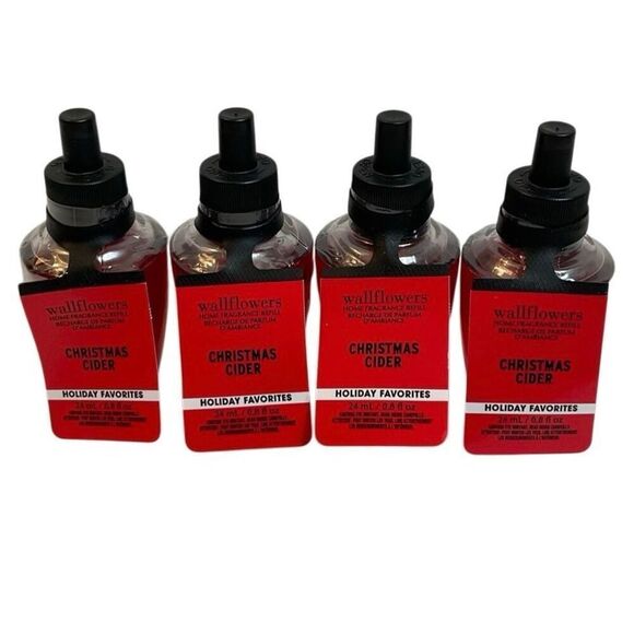 Bath and Body Works FOREVER RED 4 Wallflower Refills - Picture 1 of 5
